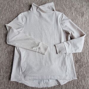 NEW YOGALICIOUS CLOUD PLUSH WEEKEND CHIC CROSSOVER MOCK NECK SWEATSHIRT LARGE